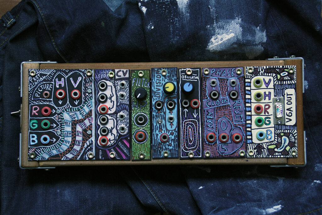 modular video synthesizer